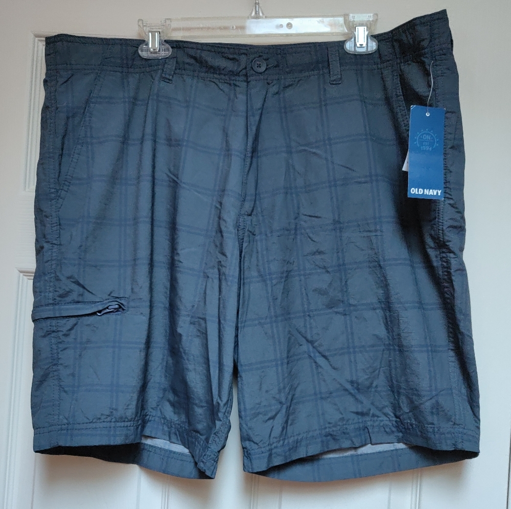 NWT Old Navy The Swim to Street Shorts Stripe 40 - Picture 1 of 10